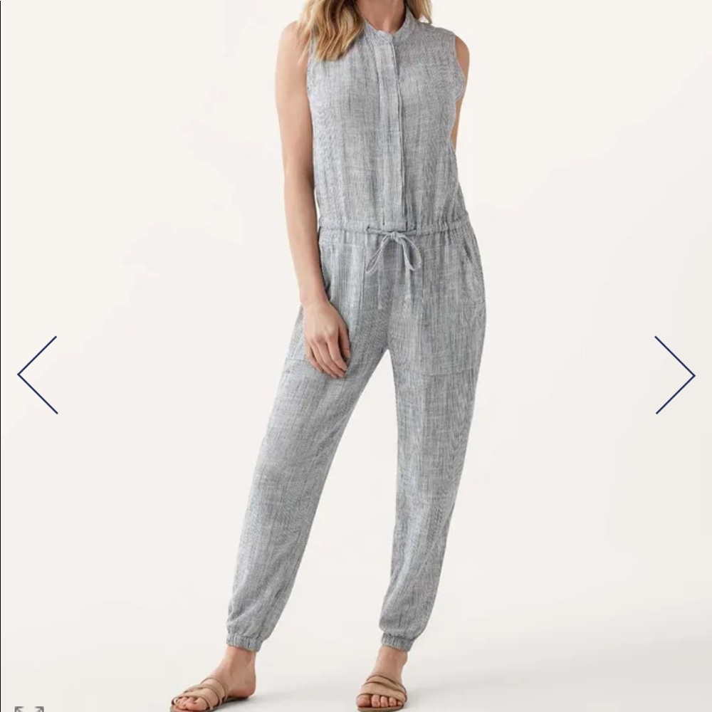 NWT Splendid navy and white romper